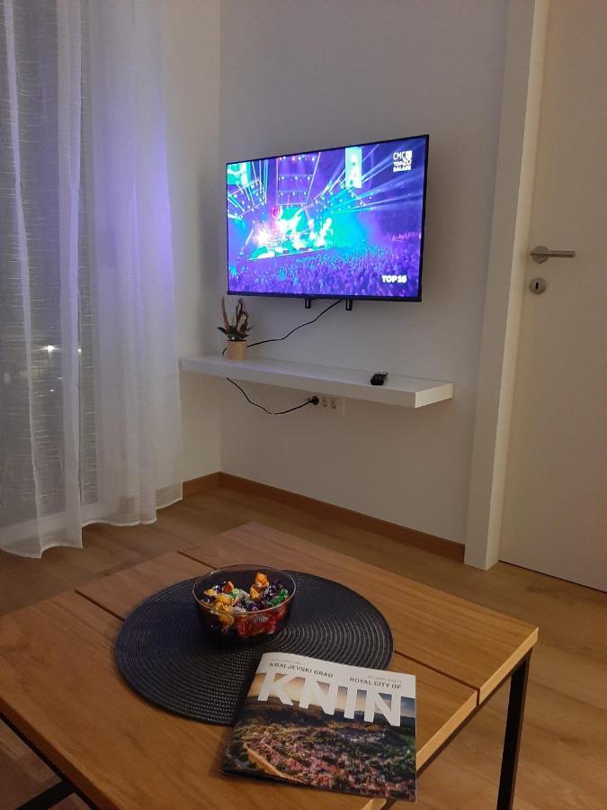 Apartman Stela Knin Extérieur photo