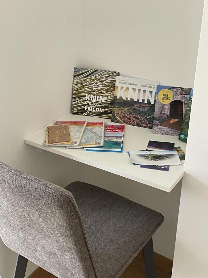 Apartman Stela Knin Extérieur photo